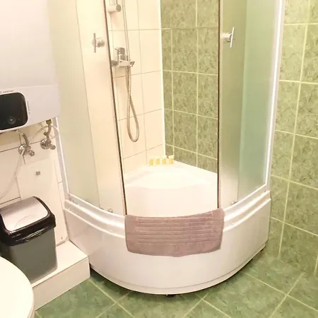 Historic Old Town Escape Cozy 2 Bedrooms Perfect Location Апартаменты