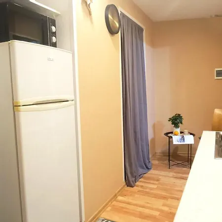 Historic Old Town Escape Cozy 2 Bedrooms Perfect Location Рига